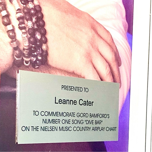 Rare Country Music Award- Gord Bamford #1 Billboard Air Play Song- Dive Bar 2018 - Picture 4 of 6